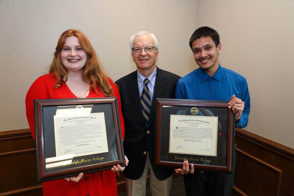 Sullivan Award winners Faith Gizara '23 and Nicholas Chaturia '23 with President Lindgren