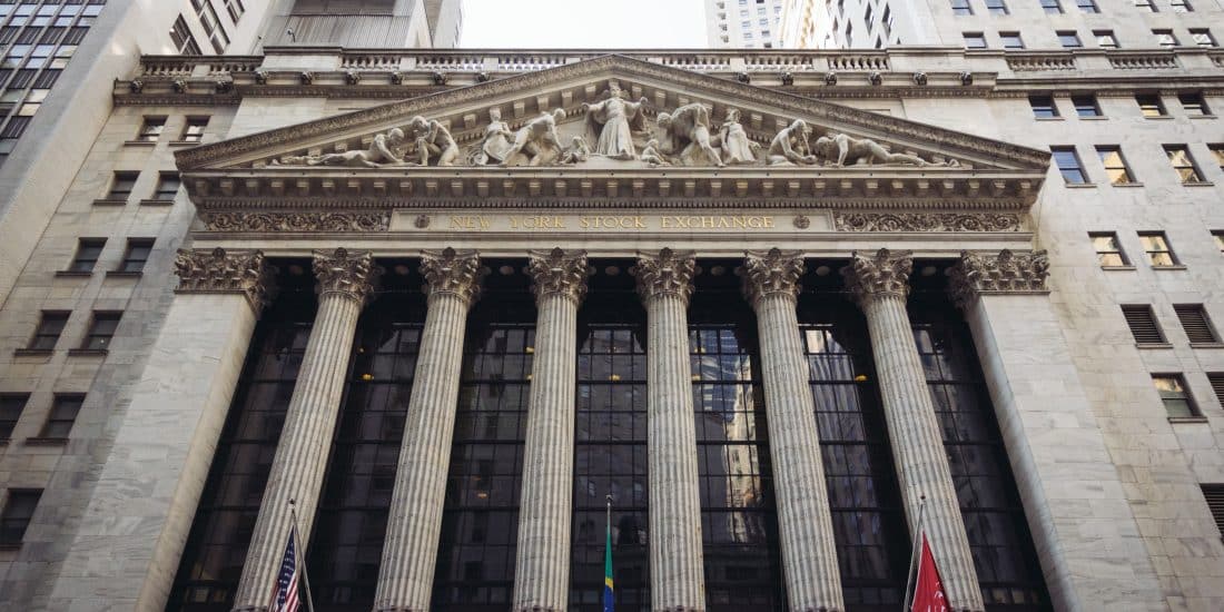 A picture of the New York Stock Exchange building