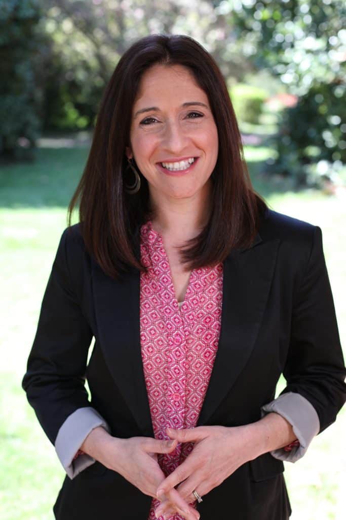 Beth Campbell headshot