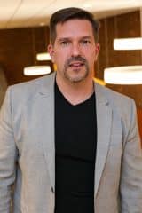 Inigo Arroniz headshot