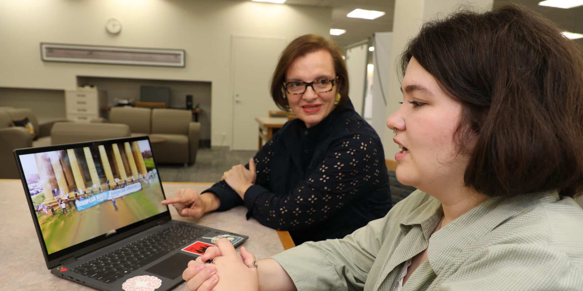 Grace Figueroa '24 works with Dr. Evie Terrono on her art history SURF project