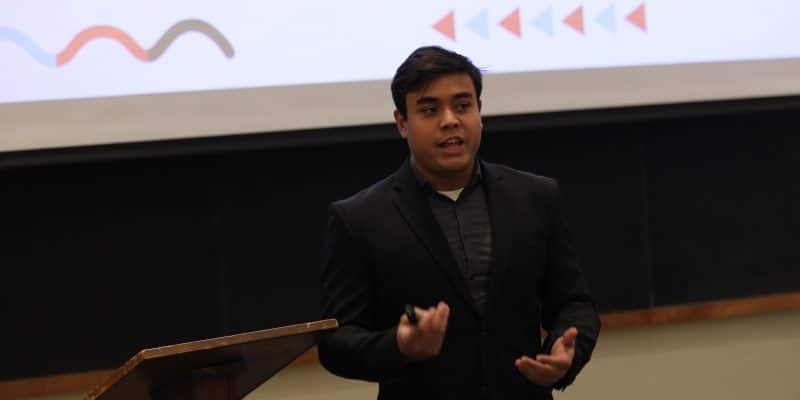 Daniel Sugano ‘24 presents his research in the Copley Science Center