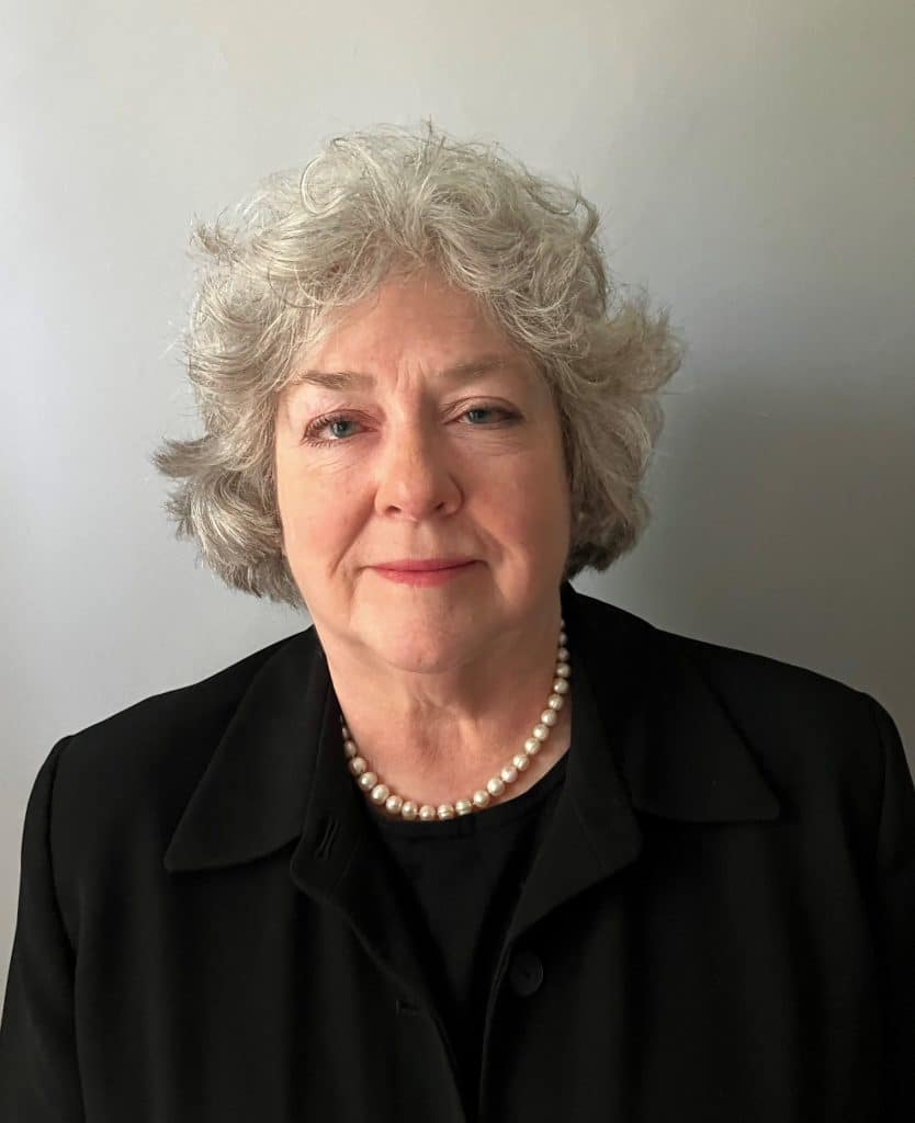 Annette Carr Paul headshot