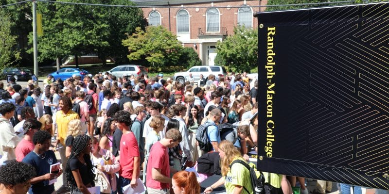 Students sign an oath to academic integrity during the 2023 Matriculation Ceremony