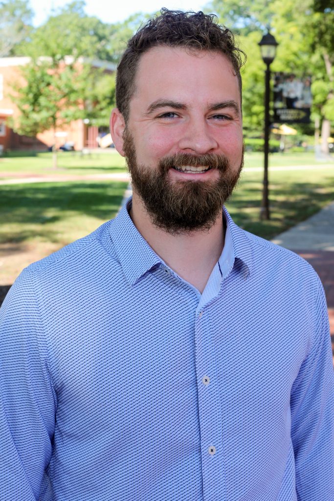 Matthew Lindia headshot