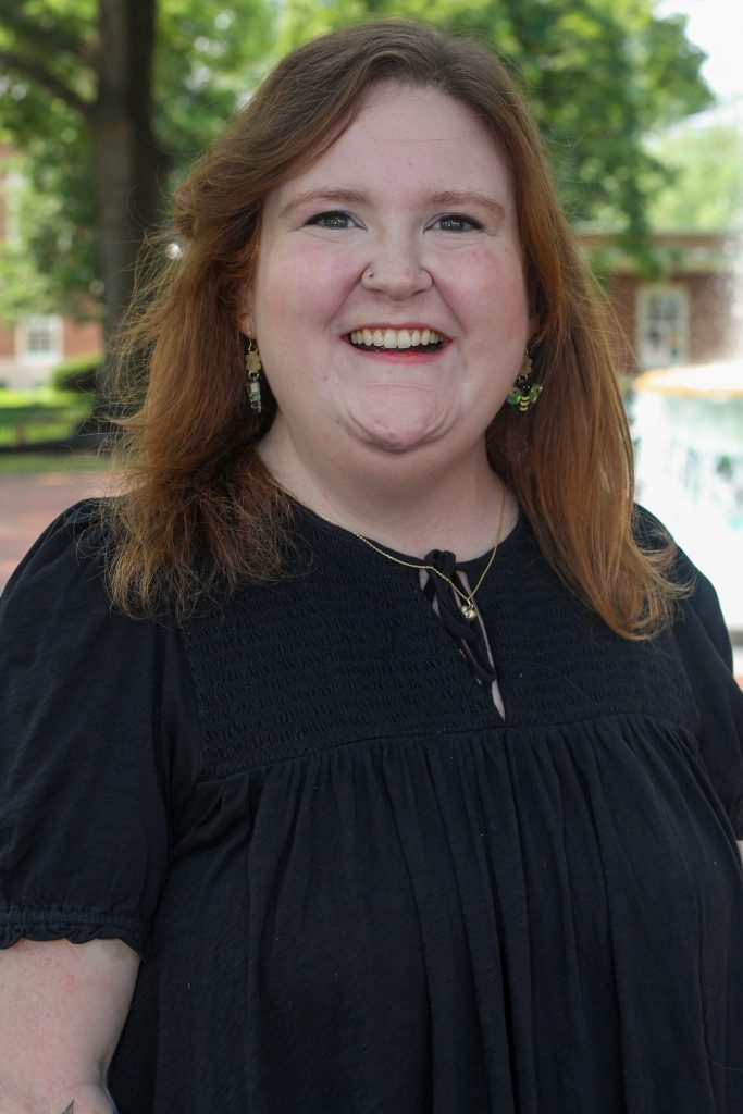 Colleen Rogers headshot